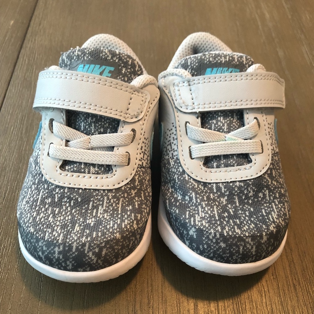 Nike toddler shoes